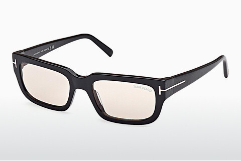 Солнцезащитные очки Tom Ford Ezra (FT1075 01E)